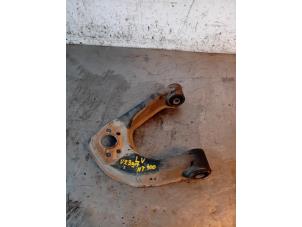 Used Front wishbone, left Nissan NT 400 Cabstar 3.0 DCI 35.13 Price on request offered by Autohandel-Smet Gebroeders NV