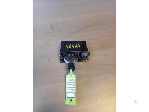 Used Ignition lock + key Mini Countryman (R60) 1.6 16V Cooper Price on request offered by Autohandel-Smet Gebroeders NV