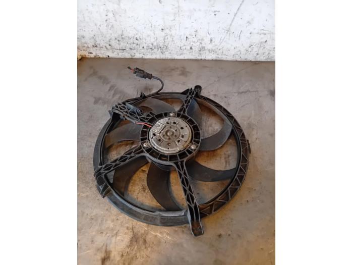 Używane Silnik wentylatora Mini Countryman (R60) 1.6 16V Cooper Cena na żądanie oferowane przez Autohandel-Smet Gebroeders NV