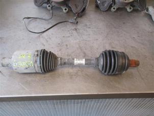 Used Front drive shaft, left Mercedes GLK (204.7/9) 2.2 220 CDI 16V BlueEfficiency 4-Matic Price on request offered by Autohandel-Smet Gebroeders NV