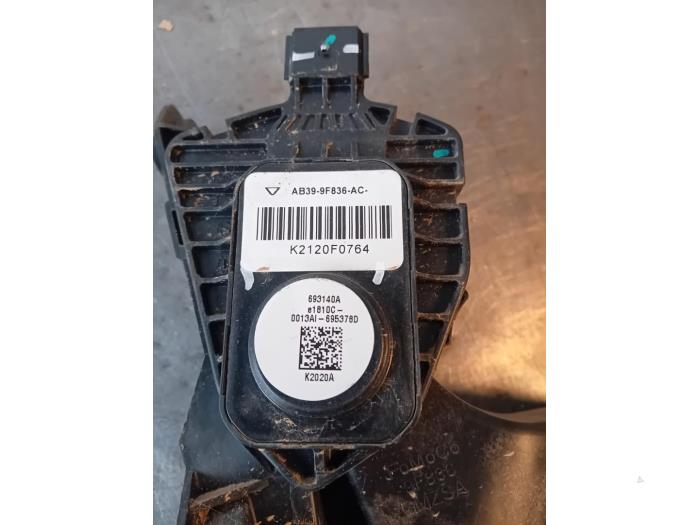 Throttle pedal position sensor from a Ford Ranger 2.0 EcoBlue 16V 4x4 2021