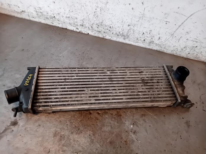Usados Intercooler Opel Vivaro 2.0 CDTI Precio de solicitud ofrecido por Autohandel-Smet Gebroeders NV