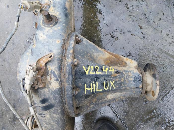 Gebrauchte Differential hinten Toyota Hilux IV 3.0 D4-D 16V 4x4 Preis auf Anfrage angeboten von Autohandel-Smet Gebroeders NV