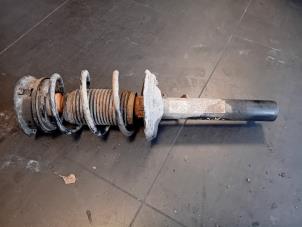 Used Front shock absorber, right Volkswagen Golf VII (AUA) 1.6 TDI 16V Price on request offered by Autohandel-Smet Gebroeders NV