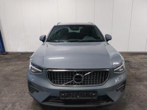 Used Front end, complete Volvo XC40 (XZ) 1.5 T3 Plug-in Hybrid 12V Price on request offered by Autohandel-Smet Gebroeders NV