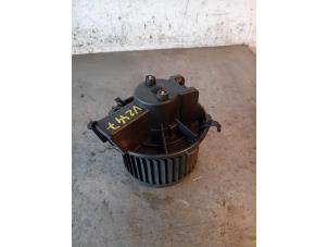 Used Heating and ventilation fan motor Peugeot Boxer (U9) 2.2 HDi 120 Euro 4 Price on request offered by Autohandel-Smet Gebroeders NV