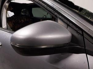 Used Wing mirror, right Peugeot 5008 II (M4/MC/MJ/MR) 1.6 BlueHDi 115 Price on request offered by Autohandel-Smet Gebroeders NV