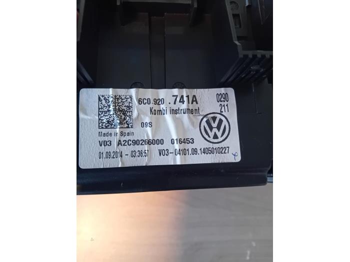 Cuentakilómetros de un Volkswagen Polo V (6R) 1.4 TDI 2014