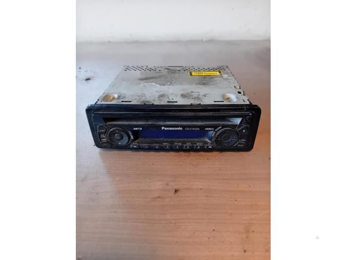 Używane Radio Peugeot Boxer (U9) 2.2 HDi 120 Euro 4 Cena na żądanie oferowane przez Autohandel-Smet Gebroeders NV