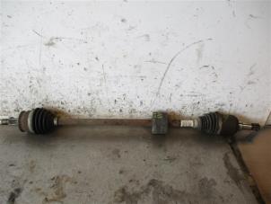 Used Front drive shaft, right Fiat 500 (312) 1.2 69 Price on request offered by Autohandel-Smet Gebroeders NV