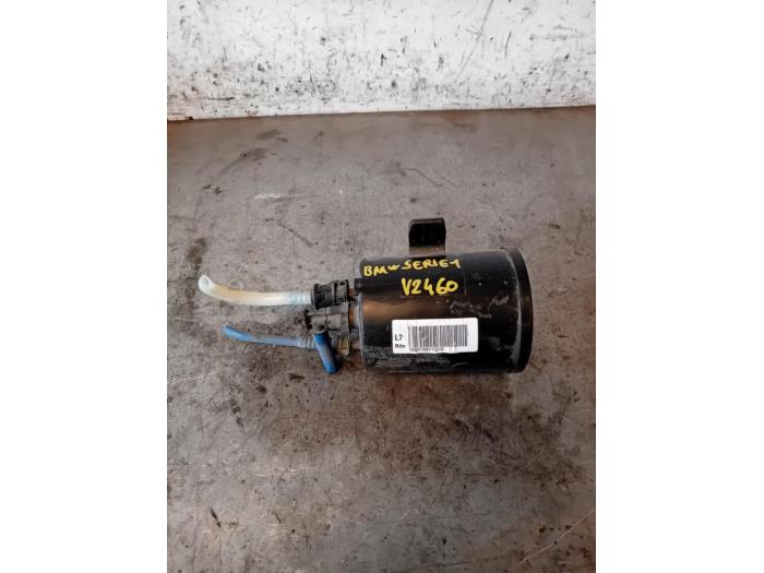Gebrauchte Kohlenstofffilter BMW 1 serie (F20) 118i 1.5 TwinPower 12V Preis auf Anfrage angeboten von Autohandel-Smet Gebroeders NV