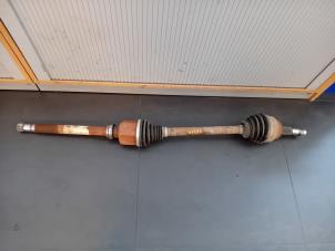 Used Front drive shaft, right Citroen Jumper (U9) 2.2 Blue HDi 140 Price on request offered by Autohandel-Smet Gebroeders NV