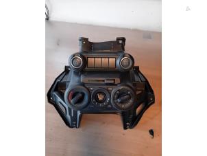 Gebrauchte Klimabedienteil Suzuki Ignis (MF) 1.2 Dual Jet 16V Preis auf Anfrage angeboten von Autohandel-Smet Gebroeders NV