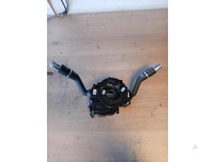 Used Steering column stalk Landrover Discovery Sport (LC) 2.0 eD4 150 16V Price on request offered by Autohandel-Smet Gebroeders NV