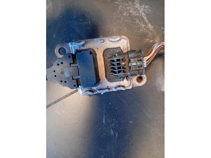 Begagnade NOx-sensor Mercedes Sprinter 5t (907.6) 314 CDI 2.1 D RWD Pris på förfrågan erbjuds av Autohandel-Smet Gebroeders NV