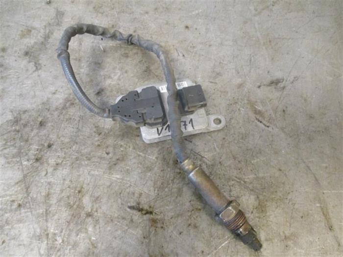 Begagnade NOx-sensor BMW 1 serie (E81) 116i 2.0 16V Pris på förfrågan erbjuds av Autohandel-Smet Gebroeders NV