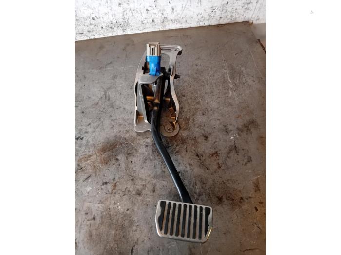 Pedal hamulca z Jaguar XE 2.0d 180 16V 2015
