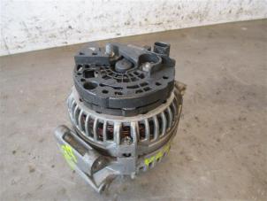 Dynamo van een Volkswagen Golf VI (5K1) 2.0 GTI 16V 2011