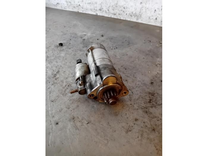 Used Starter Jaguar XE 2.0d 180 16V Price on request offered by Autohandel-Smet Gebroeders NV