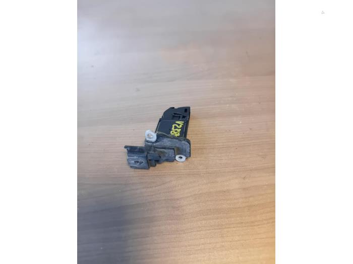 Gebrauchte Luftmengenmesser Peugeot Boxer (U9) 2.0 BlueHDi 130 Preis auf Anfrage angeboten von Autohandel-Smet Gebroeders NV