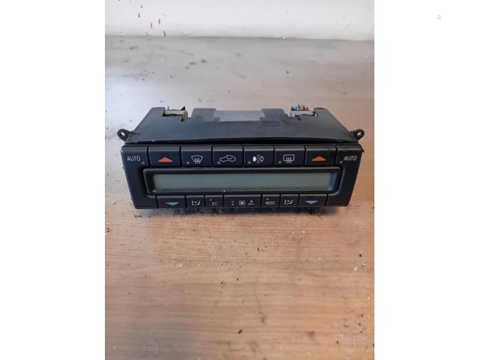 Usagé Commande chauffage Mercedes E Combi (S210) 3.2 E-320 CDI 24V Prix sur demande proposé par Autohandel-Smet Gebroeders NV