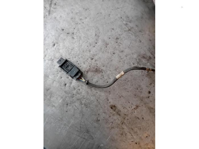 Usados Sensor Nox Ford Transit 2.0 TDCi 16V Eco Blue 130 Precio de solicitud ofrecido por Autohandel-Smet Gebroeders NV