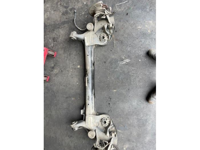 Gebrauchte Hinterachse Vorderradantrieb Ford Focus 4 1.0 Ti-VCT EcoBoost 12V 125 Preis auf Anfrage angeboten von Autohandel-Smet Gebroeders NV