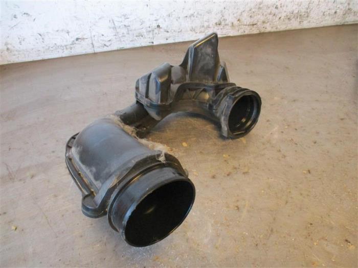 Gebrauchte Intercooler Rohr Volkswagen Crafter (SY) 2.0 TDI FWD Preis auf Anfrage angeboten von Autohandel-Smet Gebroeders NV