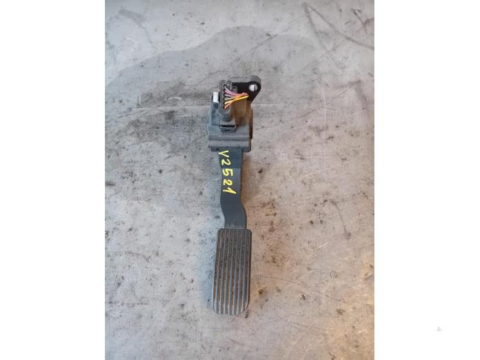 Begagnade Gaspedalsensor Mercedes Sprinter 3,5t (907.6/910.6) 316 CDI 2.1 D RWD Pris på förfrågan erbjuds av Autohandel-Smet Gebroeders NV