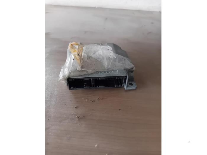 Używane Modul (rózne) Peugeot 308 CC (4B) 1.6 HDiF 16V Cena na żądanie oferowane przez Autohandel-Smet Gebroeders NV