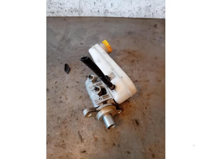 Gebrauchte Hauptbremszylinder Fiat Ducato (250) 3.0 D 177 MultiJet II Power Preis auf Anfrage angeboten von Autohandel-Smet Gebroeders NV