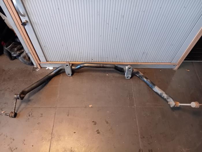Używane Stabilizator przód Maserati Levante 3.0 Diesel Cena na żądanie oferowane przez Autohandel-Smet Gebroeders NV