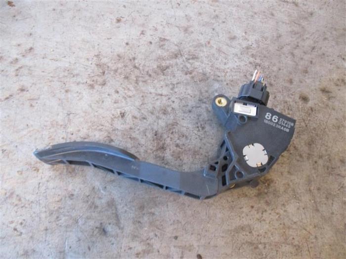 Begagnade Gaspedalsensor Nissan Pulsar (C13) 1.2 DIG-T 16V Pris på förfrågan erbjuds av Autohandel-Smet Gebroeders NV