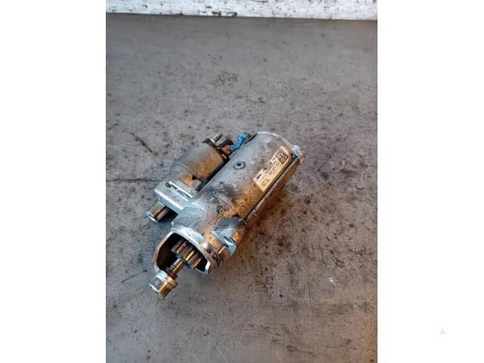 Begagnade Startmotor Audi A6 (C8) 3.0 V6 24V 50 TDI Mild hybrid Quattro Pris på förfrågan erbjuds av Autohandel-Smet Gebroeders NV