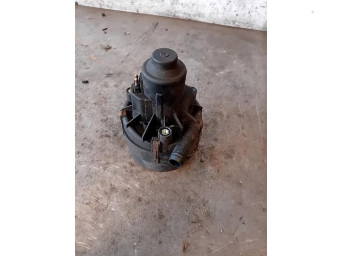 Begagnade Luftpump (fjädring) Mercedes CLS (C219) 5.4 55 AMG V8 24V Pris på förfrågan erbjuds av Autohandel-Smet Gebroeders NV