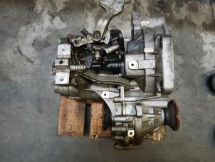 Getriebe van een Volkswagen Caddy IV 1.4 TSI 16V 2016