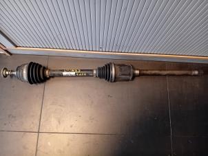 Usagé Arbre de transmission avant droit BMW X3 (G01) xDrive 30d 3.0 TwinPower Turbo 24V Prix sur demande proposé par Autohandel-Smet Gebroeders NV
