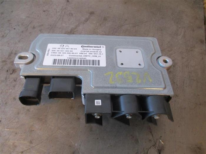 Used Engine management computer Citroen Jumpy 2.0 Blue HDI 145 Price on request offered by Autohandel-Smet Gebroeders NV
