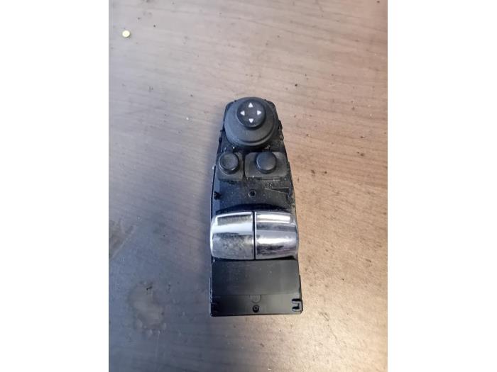 Usados Interruptor combinado de ventanillas Mini Paceman (R61) 2.0 16V Cooper SD ALL4 Precio de solicitud ofrecido por Autohandel-Smet Gebroeders NV