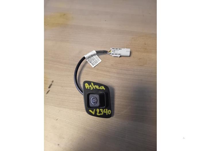 Używane Modul kamery Opel Astra K Sports Tourer 1.5 CDTi 122 12V Cena na żądanie oferowane przez Autohandel-Smet Gebroeders NV