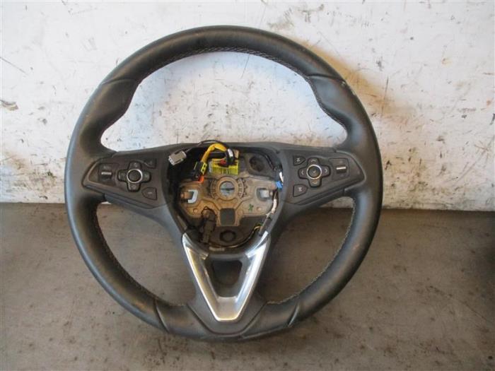 Begagnade Ratt Opel Astra K 1.6 CDTI 136 16V Pris på förfrågan erbjuds av Autohandel-Smet Gebroeders NV