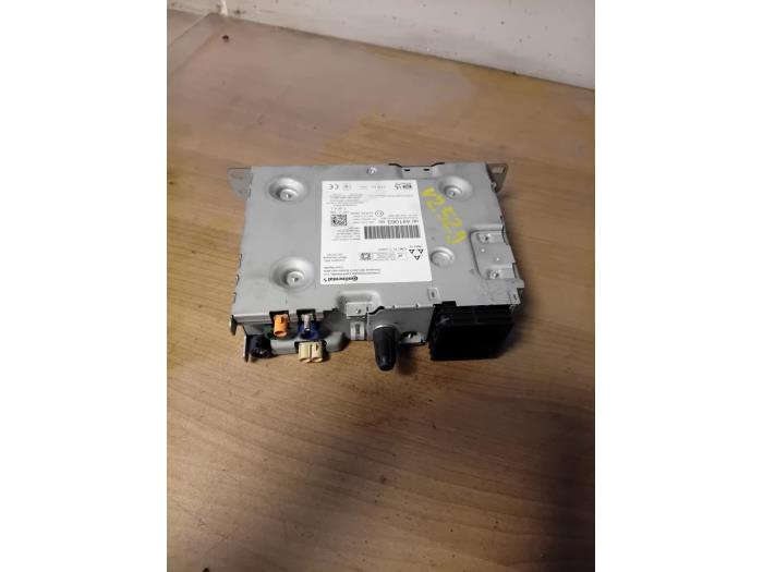 Używane Modul nawigacji Peugeot Expert (V1/VA/VB/VE/VF/VT/VY) 2.0 Blue HDi 145 16V Cena na żądanie oferowane przez Autohandel-Smet Gebroeders NV