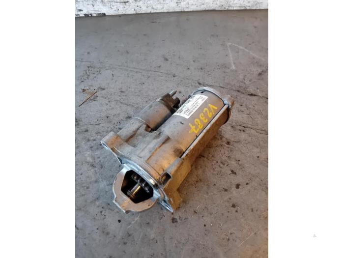 Used Starter Mercedes Vito (447.6) 2.0 114 CDI 16V Price on request offered by Autohandel-Smet Gebroeders NV