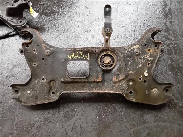 Used Subframe Volkswagen Caddy IV 1.0 TSI 12V Price on request offered by Autohandel-Smet Gebroeders NV
