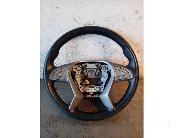 Begagnade Ratt Ssang Yong Rodius 2.2 SV 220 e-XDi 16V 2WD Pris på förfrågan erbjuds av Autohandel-Smet Gebroeders NV