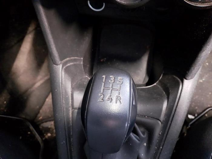 Gebrauchte Getriebe Peugeot 208 I (CA/CC/CK/CL) 1.4 HDi Preis auf Anfrage angeboten von Autohandel-Smet Gebroeders NV