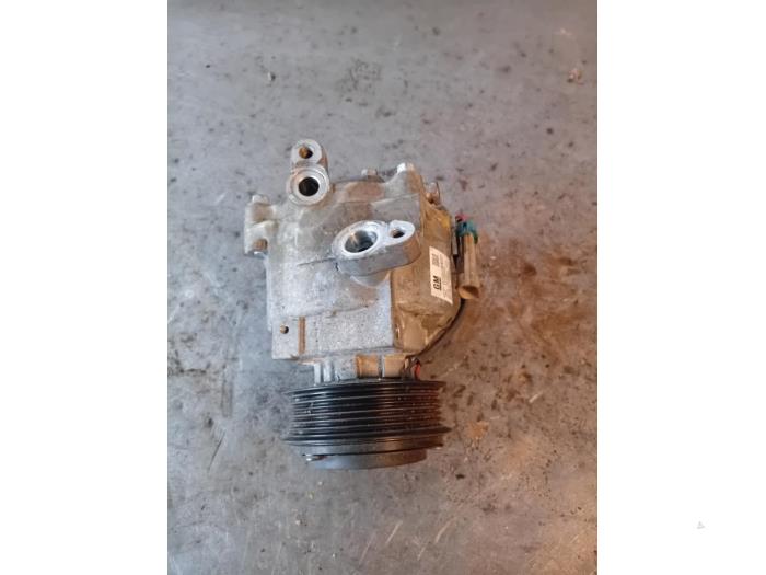 Usagé Pompe clim Opel Adam 1.4 16V Prix sur demande proposé par Autohandel-Smet Gebroeders NV