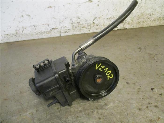 Usagé Pompe de direction Mercedes Sprinter 3,5t (906.63) 313 CDI 16V Prix sur demande proposé par Autohandel-Smet Gebroeders NV