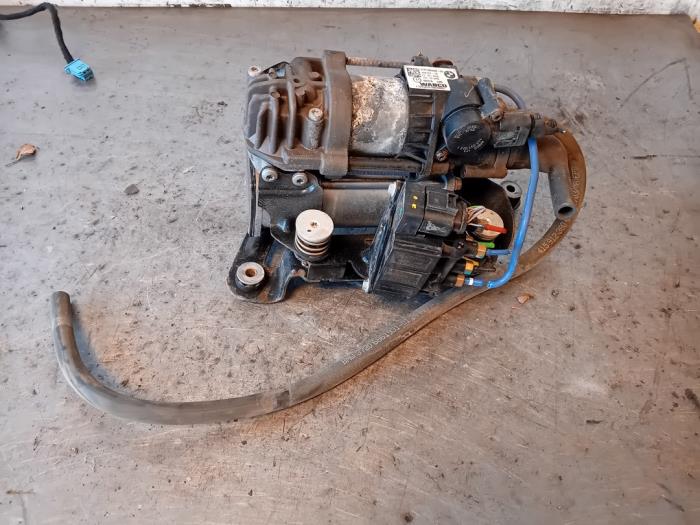 Begagnade Luftpump (fjädring) BMW 7 serie (G11/12) 745e,Le Pris på förfrågan erbjuds av Autohandel-Smet Gebroeders NV
