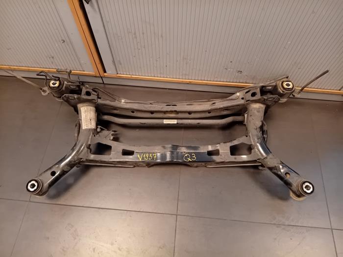 Gebrauchte Hintergabel Audi Q3 (F3B) 2.0 35 TDI 16V Quattro Preis auf Anfrage angeboten von Autohandel-Smet Gebroeders NV